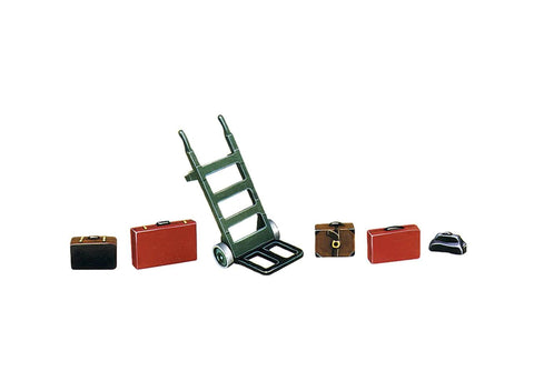 Peco - LK-752 - Porters Hand Trolley and Luggage (O Scale)