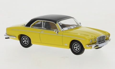 PCX870167 - Jaguar XJ-C - Light Yellow/Matte Black (HO Scale)