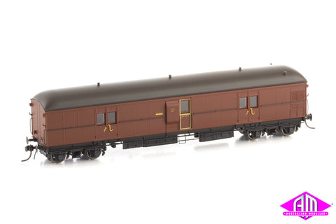 EHO Express Brake Van 1950/60's EHO 627 Masonite Sides, Weathered Roof