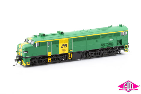 930 Class Locomotive , HO Scale, Australian National - Green/Yellow, 962