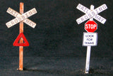 Uneek - UN-460 - Railway Crossing Sign (HO Scale)