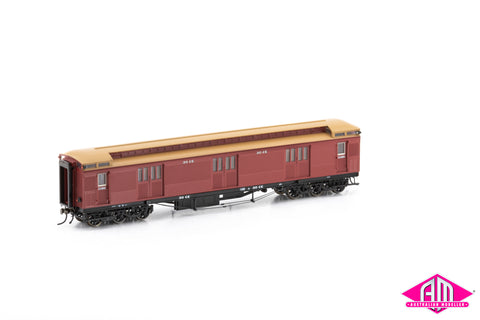 E Passenger Car VR CE Baggage/Guard Car (1921-1954) Crimson Lake with 6 wheel bogie, 30-CE - Single Car  VPC-20